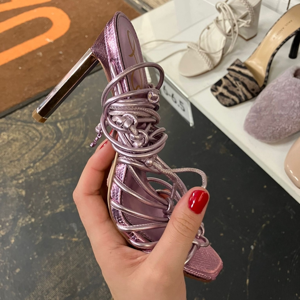 Sz 5 NIB heels